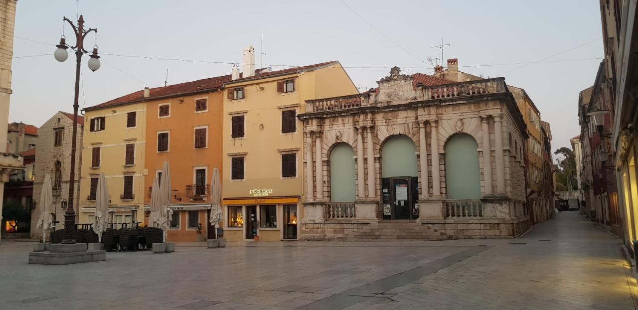 Studio Apartment Kiki For 2, Near Old Town & Beach, Free Wifi Zadar Exteriör bild